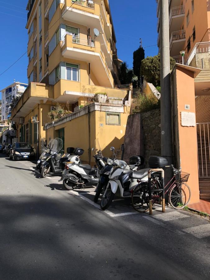 La Casa Della Nini Lägenhet Sanremo Exteriör bild